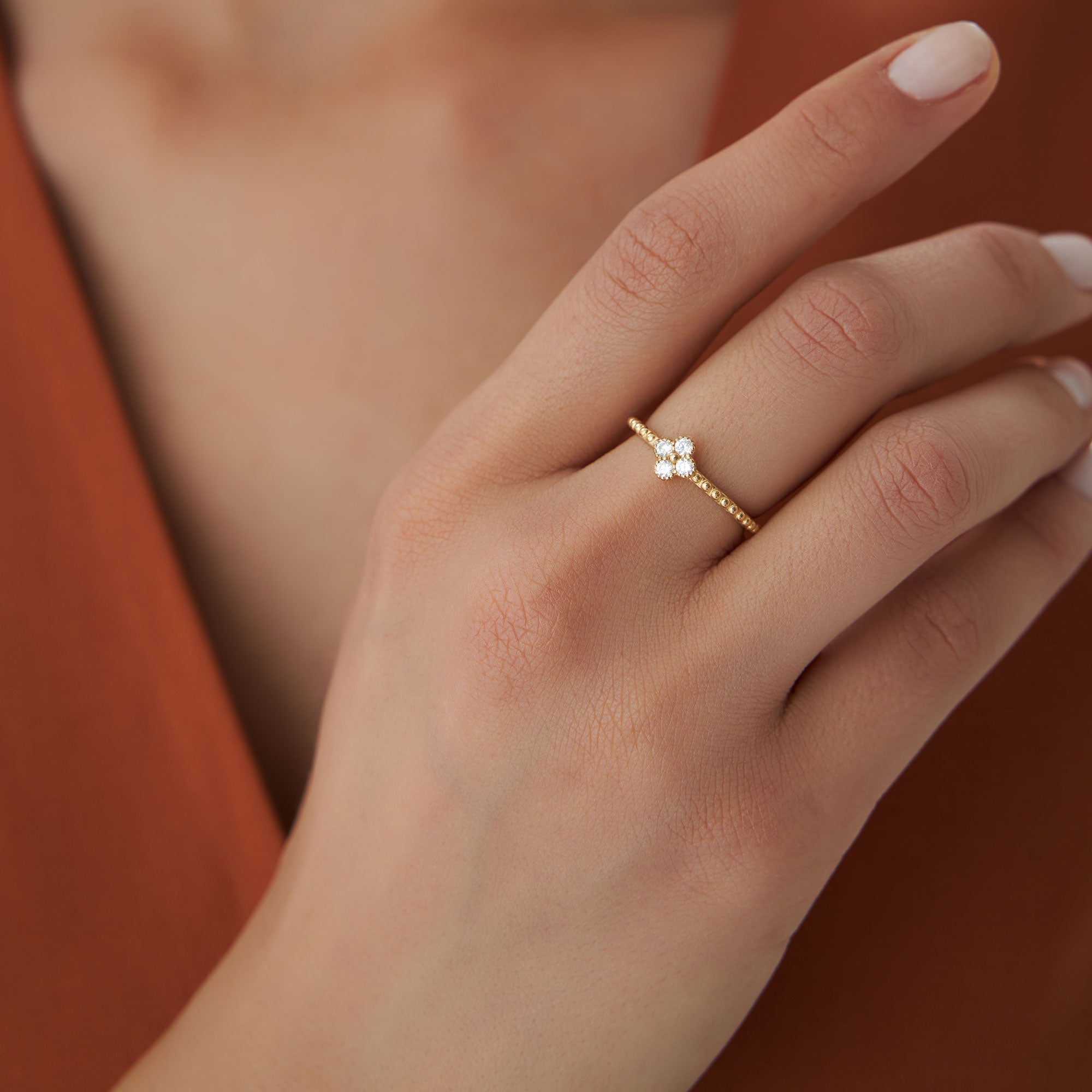 OBFJ1329 - 14k Diamond Clover Ring 2