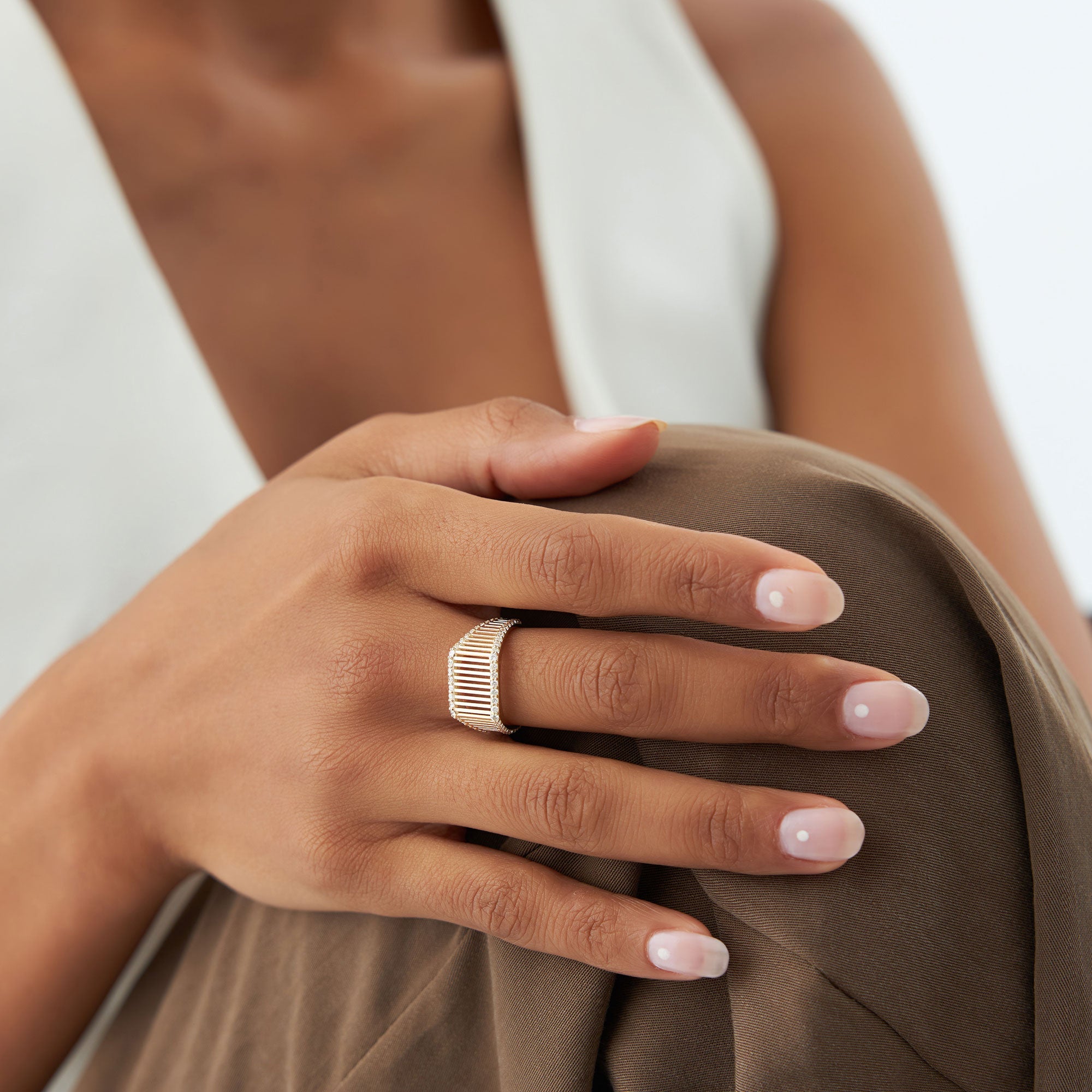 OBFJ1325 - 14k Ribbed Unique Design Diamond Signet Ring 5