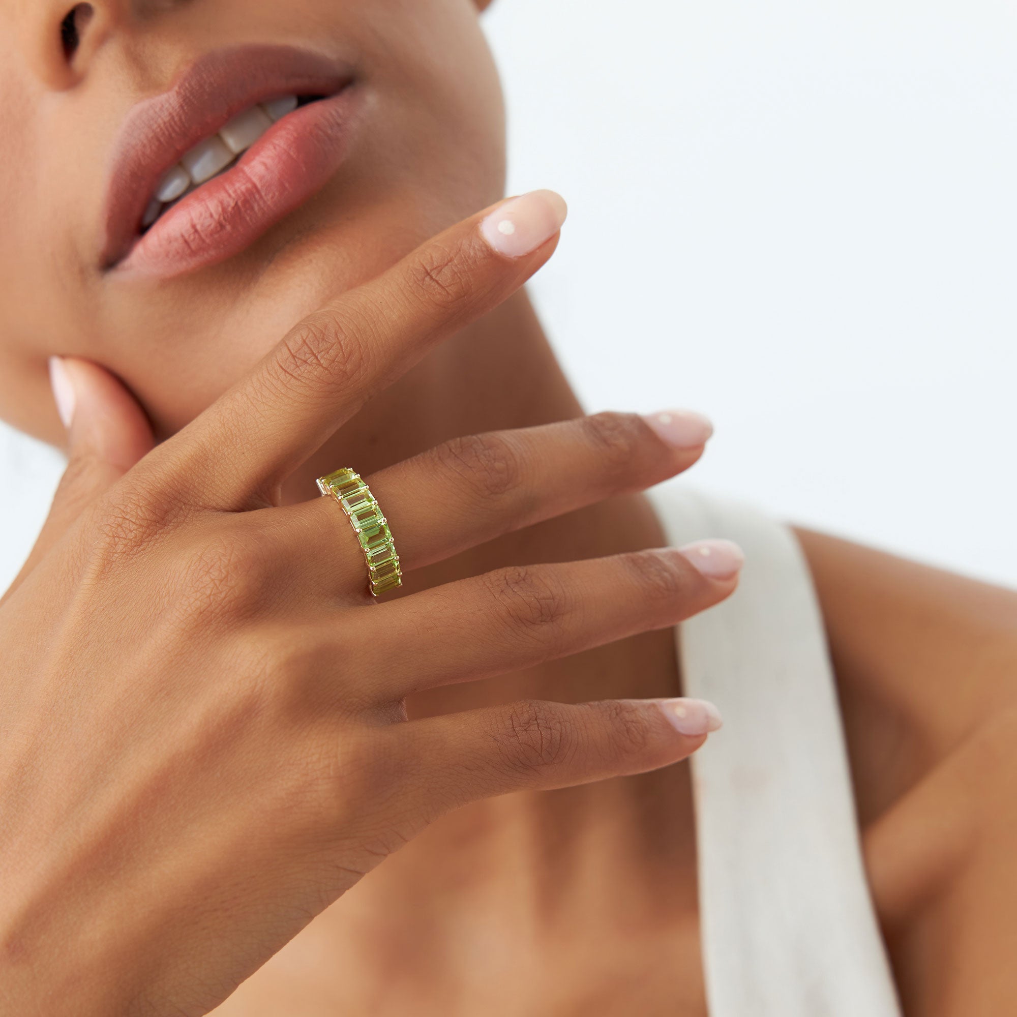 OBFJ1321 - 14k Emerald Cut Peridot Nine Stone Ring 2.35ctw 3