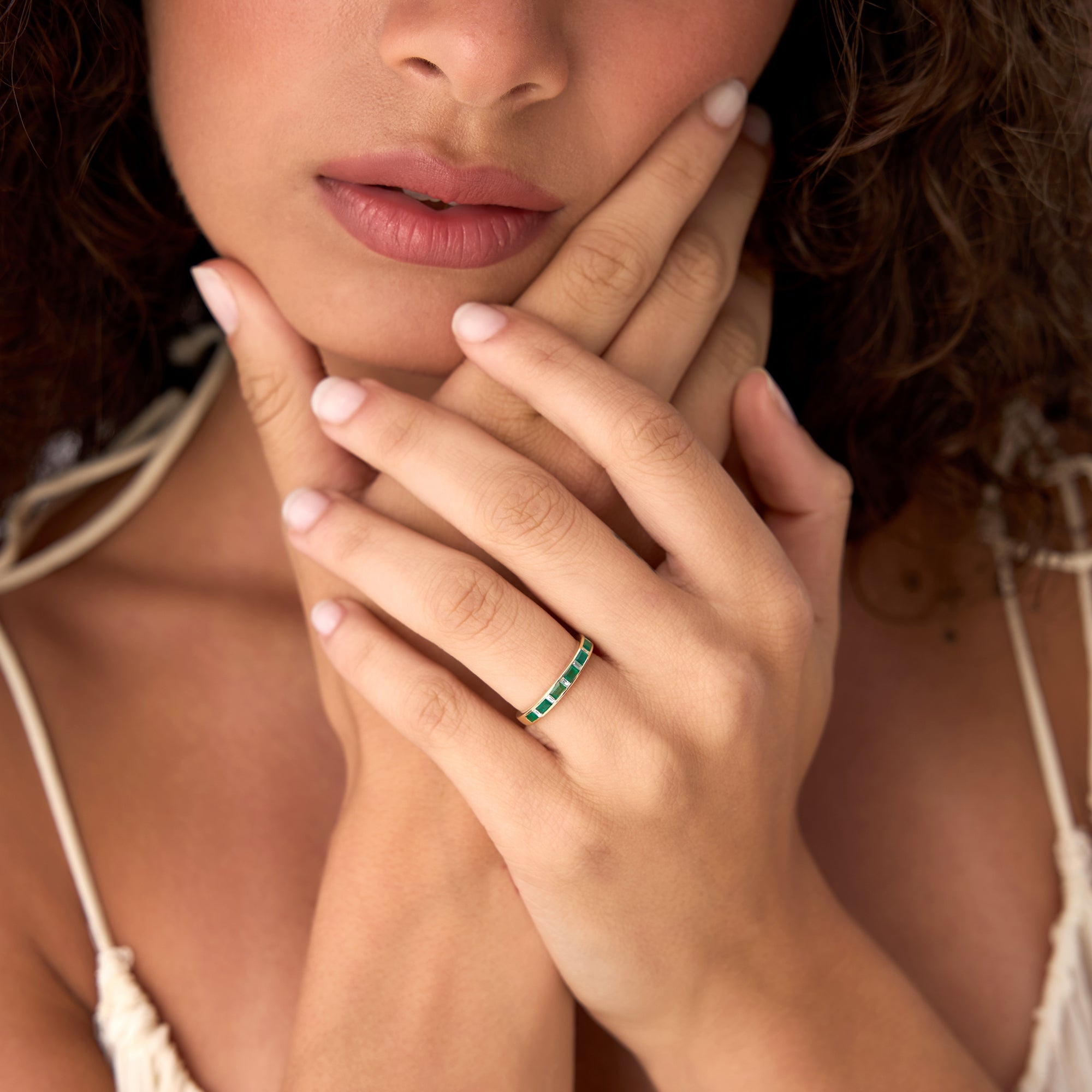 OBFJ0690 - 14k Baguette Diamond & Emerald Ring 4