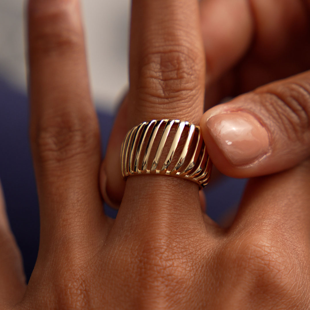 OBFJ0532 - 14k Gold Wide Cage Band Ring 4