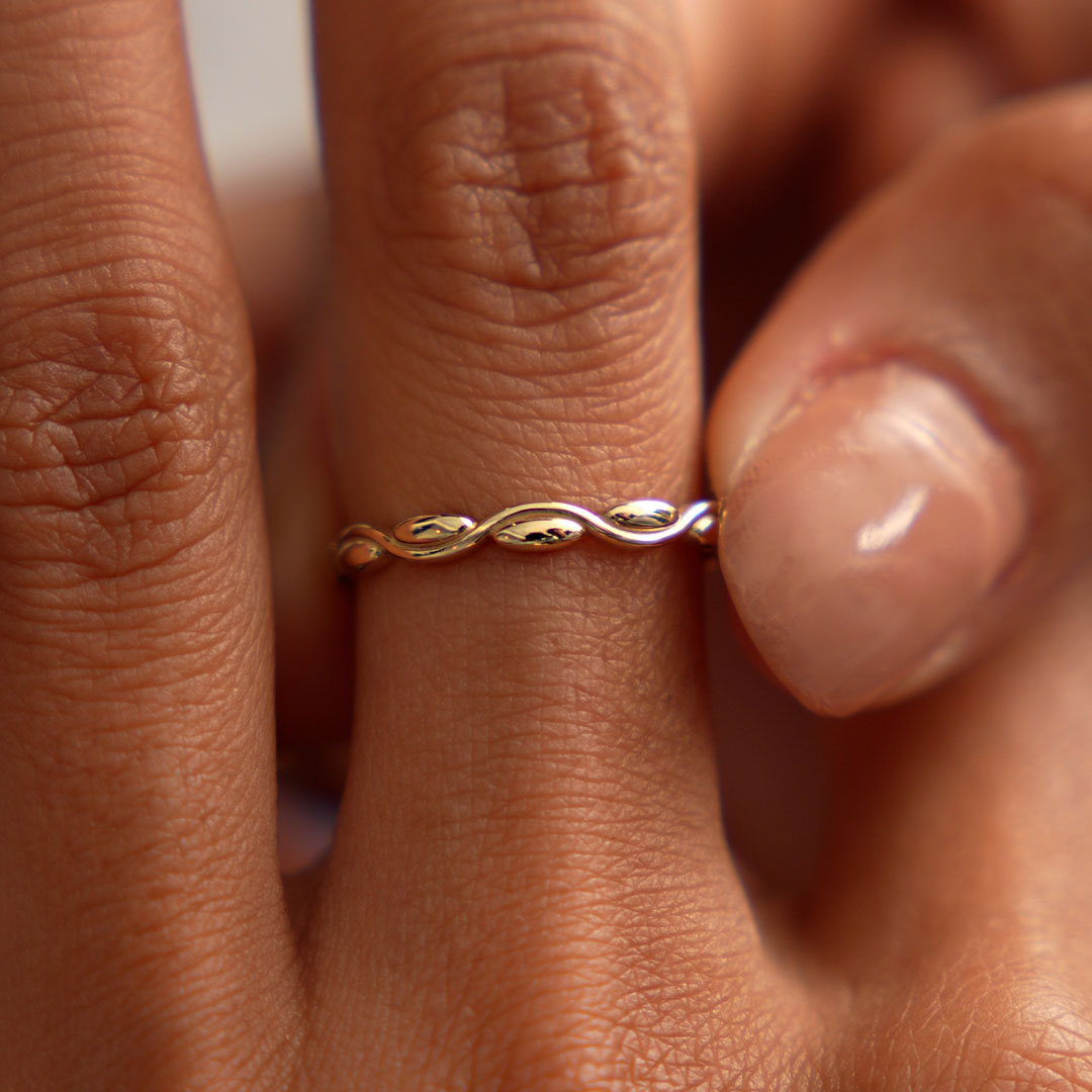 OBFJ0432 - 14K Oval Link Band Ring 6