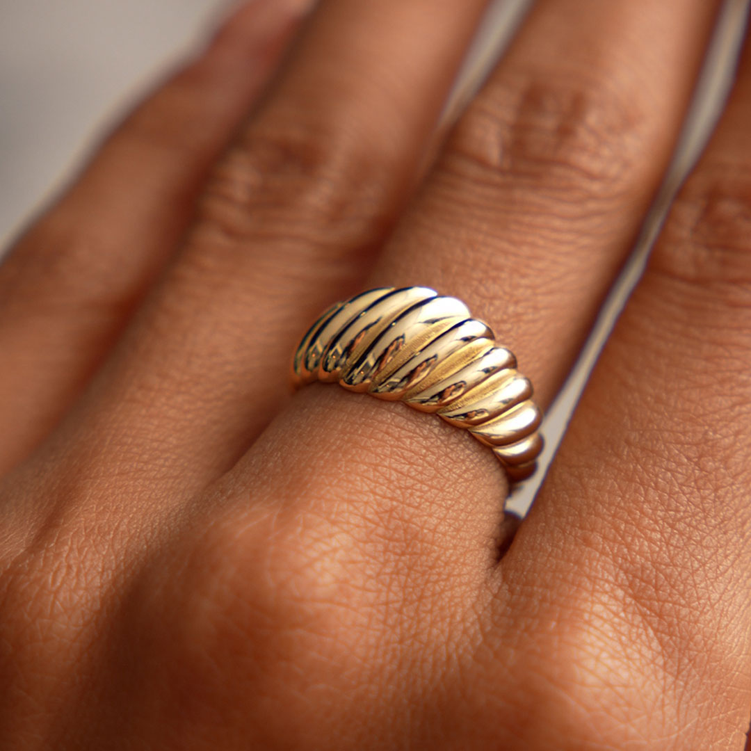OBFJ0424 - 14k Gold Swirl Dome Bold Statement Ring 7