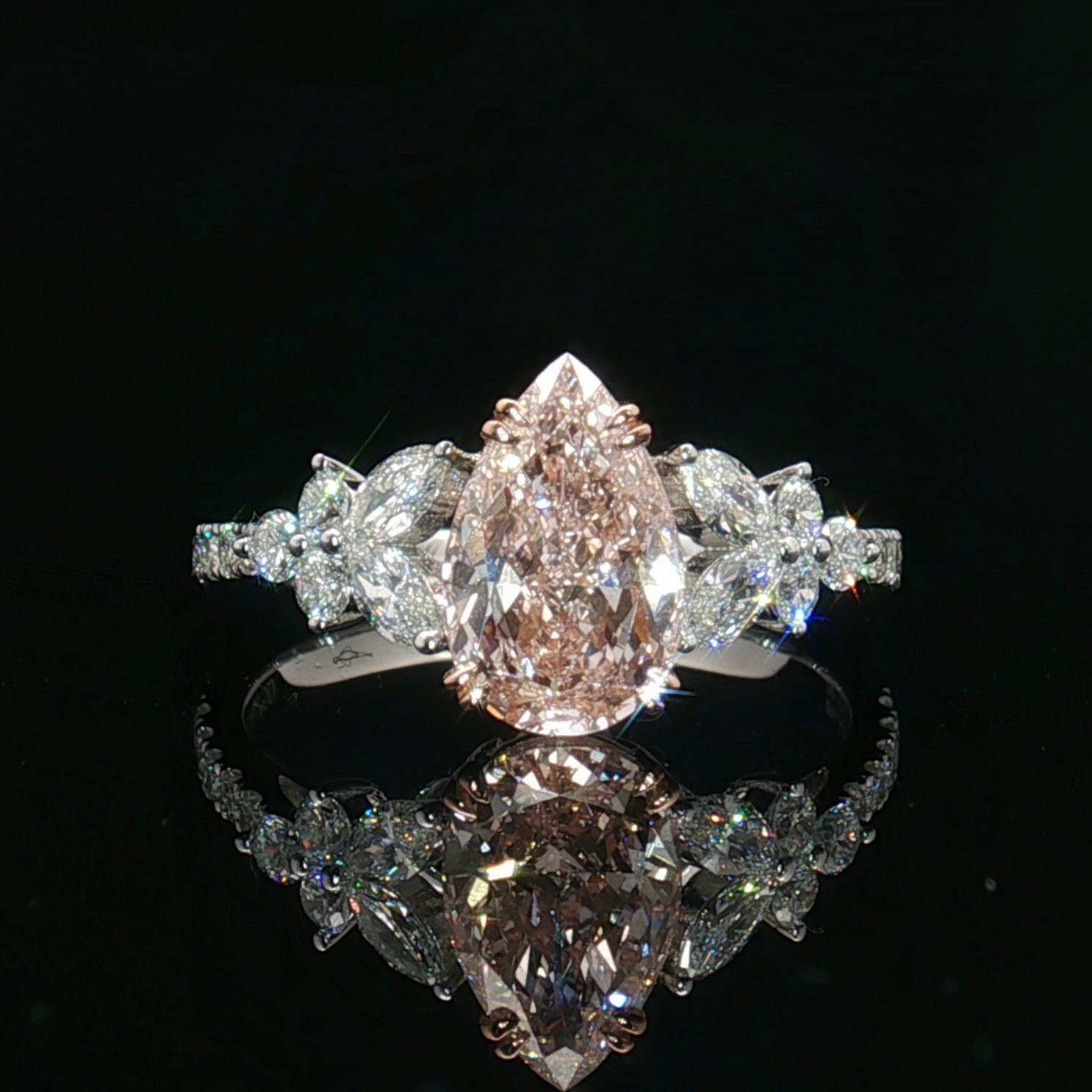 LGT0221 - [Seulement la monture] Bague de fiançailles en diamant en grappe florale forme poire