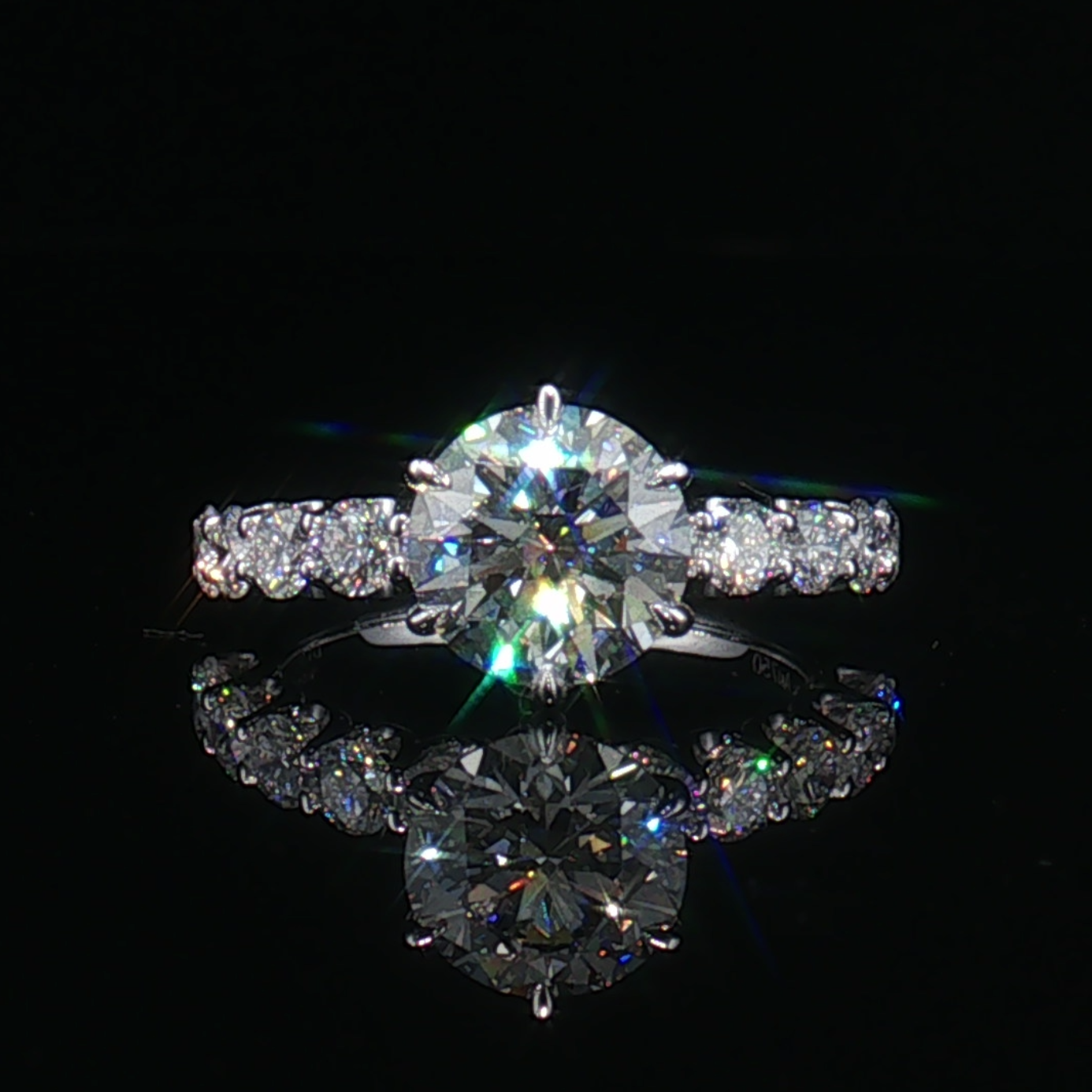 LGT0906 - [Setting Only] Six-Prong Diamond Sidestone Engagement Ring