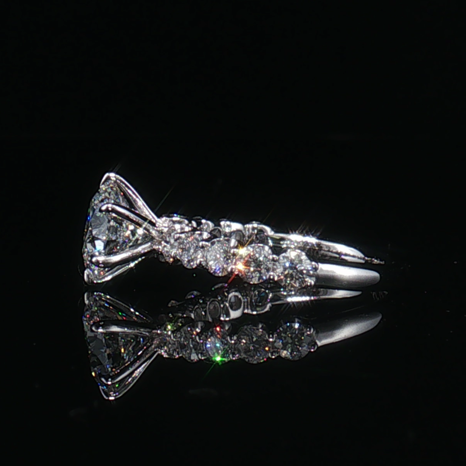 LGT0906 - [Setting Only] Six-Prong Diamond Sidestone Engagement Ring