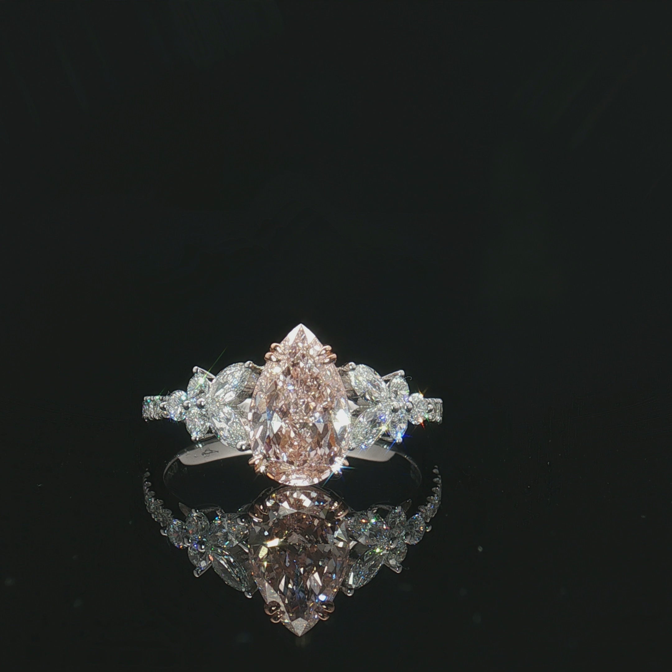 LGT0221 - [Seulement la monture] Bague de fiançailles en diamant en grappe florale forme poire