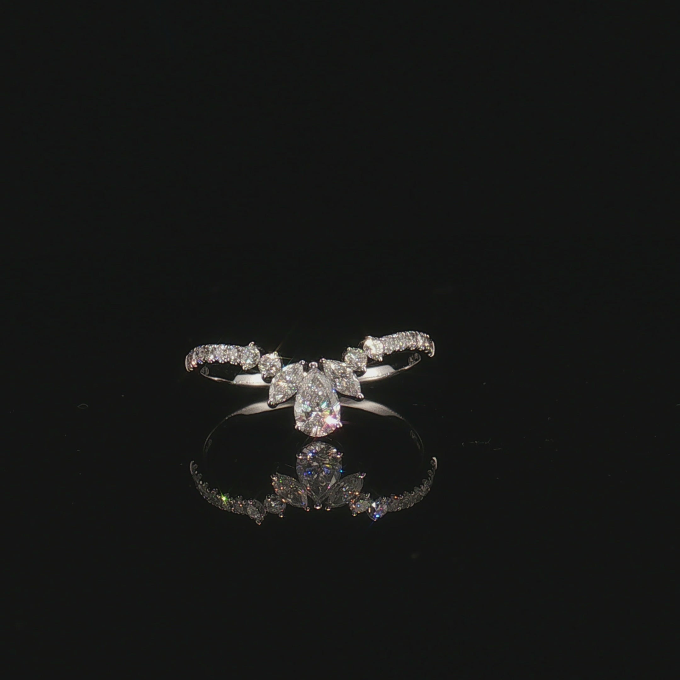 LBB006 - V-Shaped Pear at Round Lab Diamond Wedding Ring
