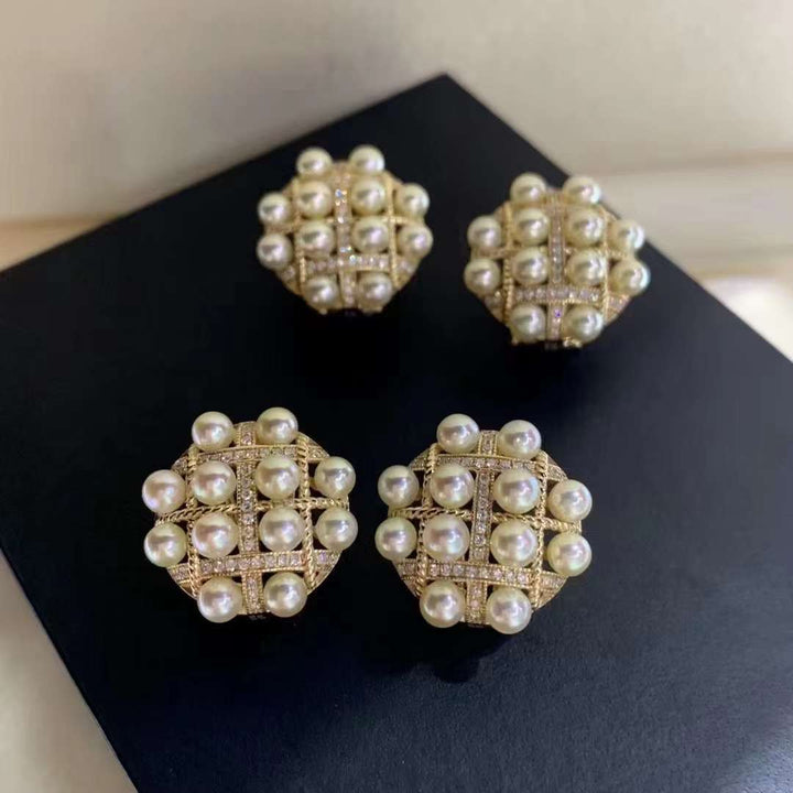 Tsukihana ™ 18K Gold Akoya Pearl With Diamond Floral Stud Earrings - TS004 - Roselle Jewelry