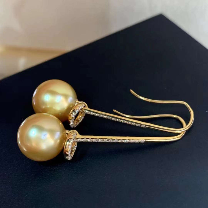Tsukihana ™ 18K Gold South Sea Pearl With Diamond Earrings - TS001 - Roselle Jewelry