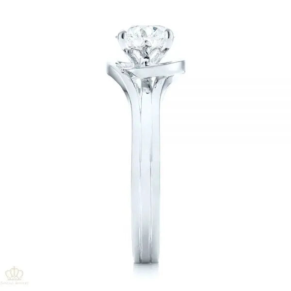 Custom Solitaire Diamond Engagement Ring [Setting Only] - EC068 - Roselle Jewelry